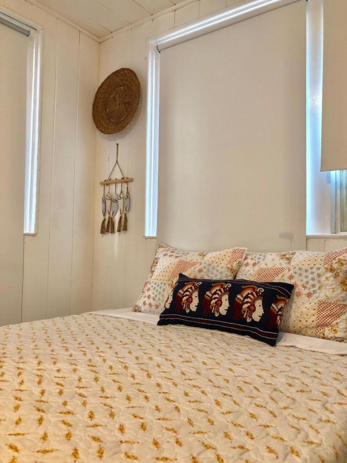 Private Studio With Free Parking Miami Bagian luar foto