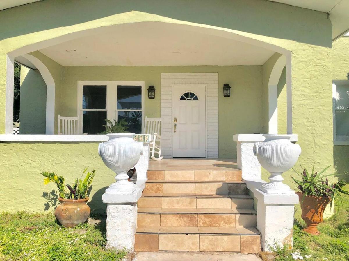 Private Studio With Free Parking Miami Bagian luar foto